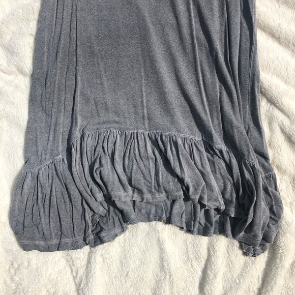Dantelle Charcoal Grey Flowy Short Sleeve Blouse - Picture 6 of 7